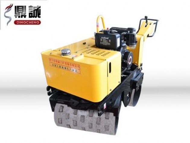 點擊查看詳細信息<br>標(biāo)題：DC-840-II溝槽回填壓實機 閱讀次數(shù)：14911